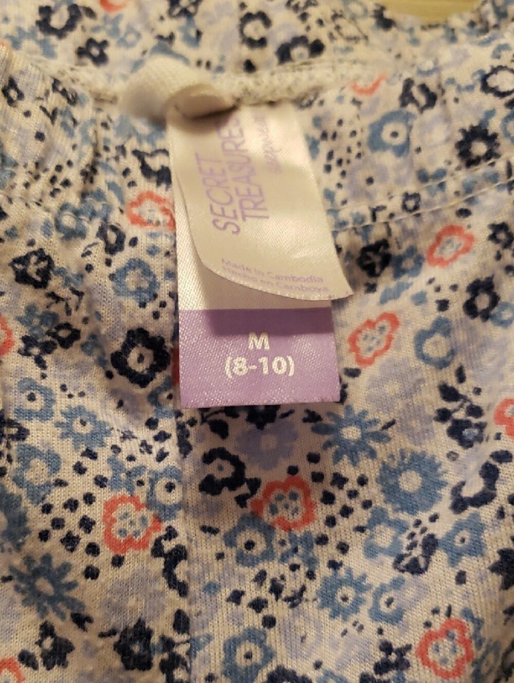 Secret Treasures White Top with Blue and Coral Floral Print - Picture 3 of 11